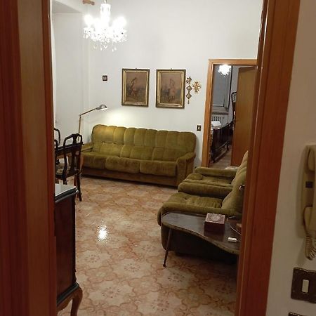 Casa San Carlo Affittacamere Foligno Exterior foto