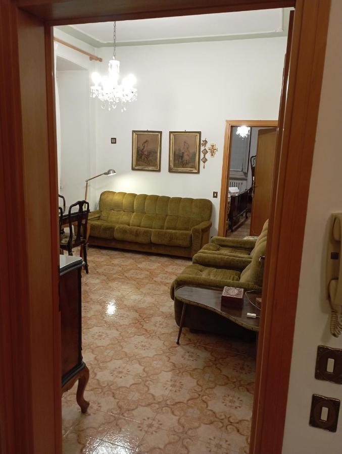 Casa San Carlo Affittacamere Foligno Exterior foto